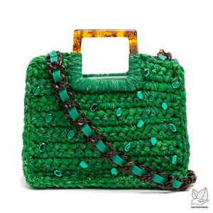 leather and crochet bolsas